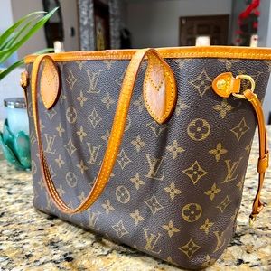 Louis Vuitton Neverfull PM
